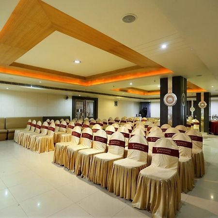 Hotel Sitara Grand Hyderabad Exterior photo