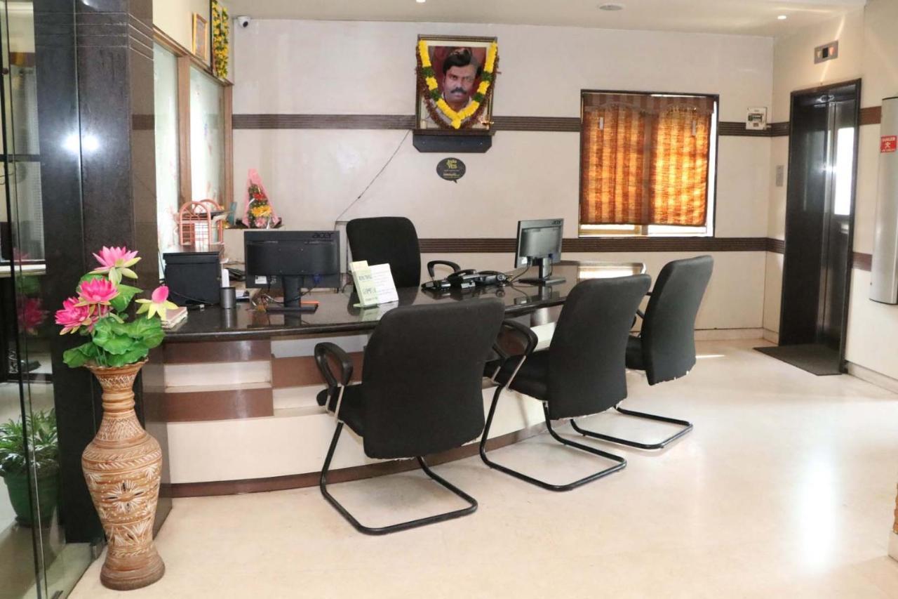 Hotel Sitara Grand Hyderabad Exterior photo